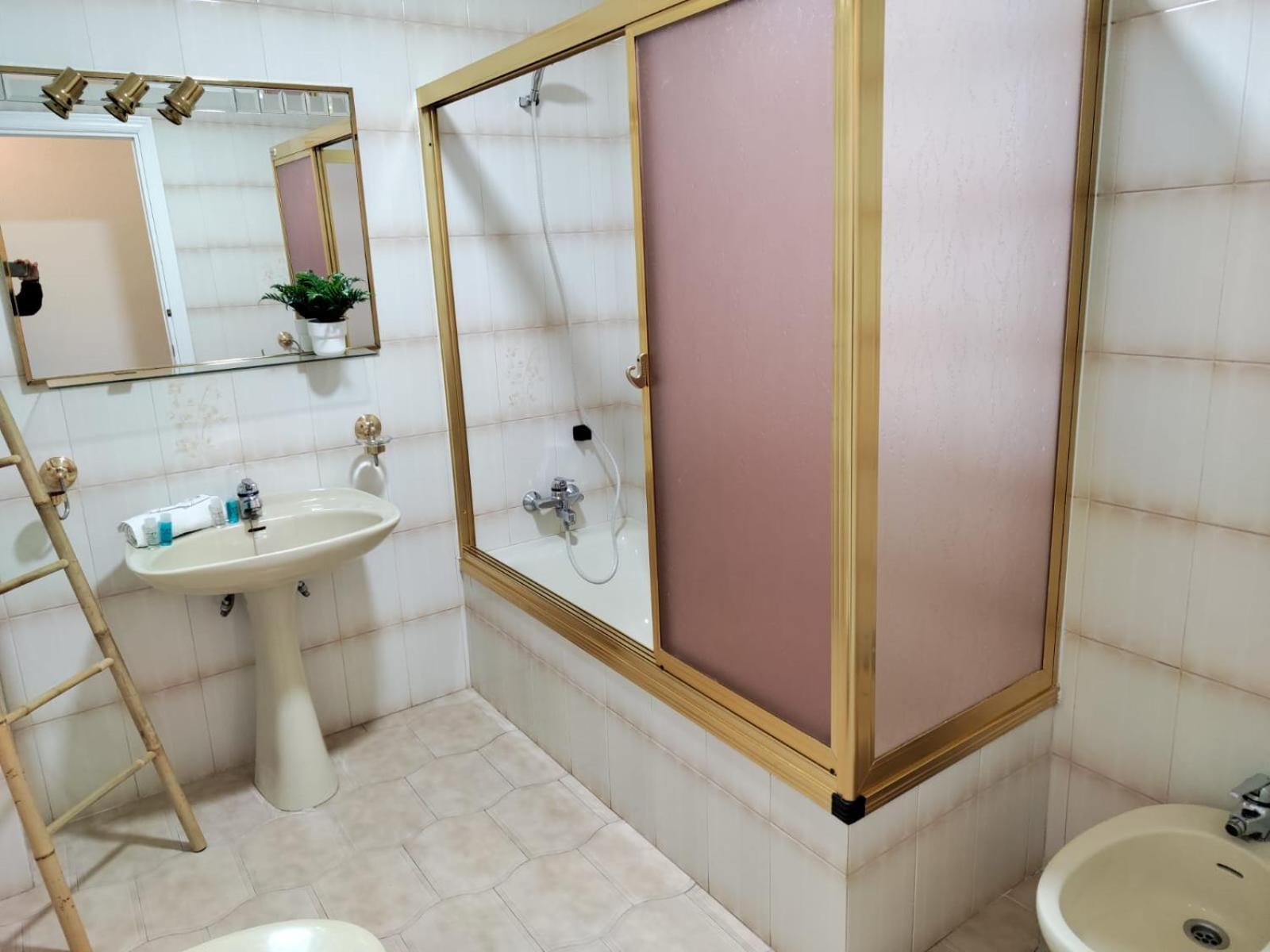 מאלגה Wintowinrentals Your Home Steps From The Center מראה חיצוני תמונה
